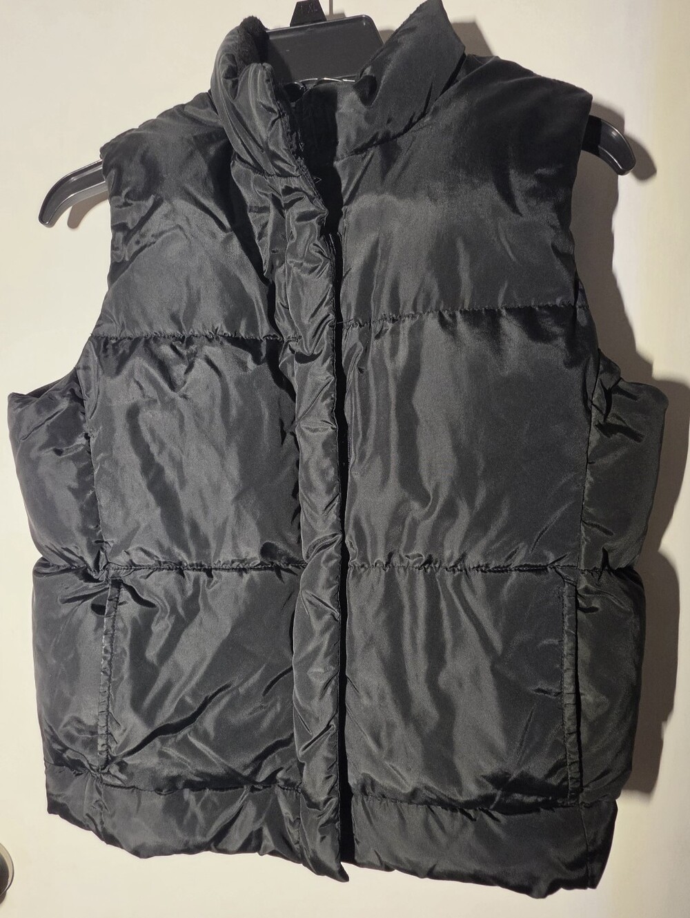 GAP Black Quilted Puffer Vest